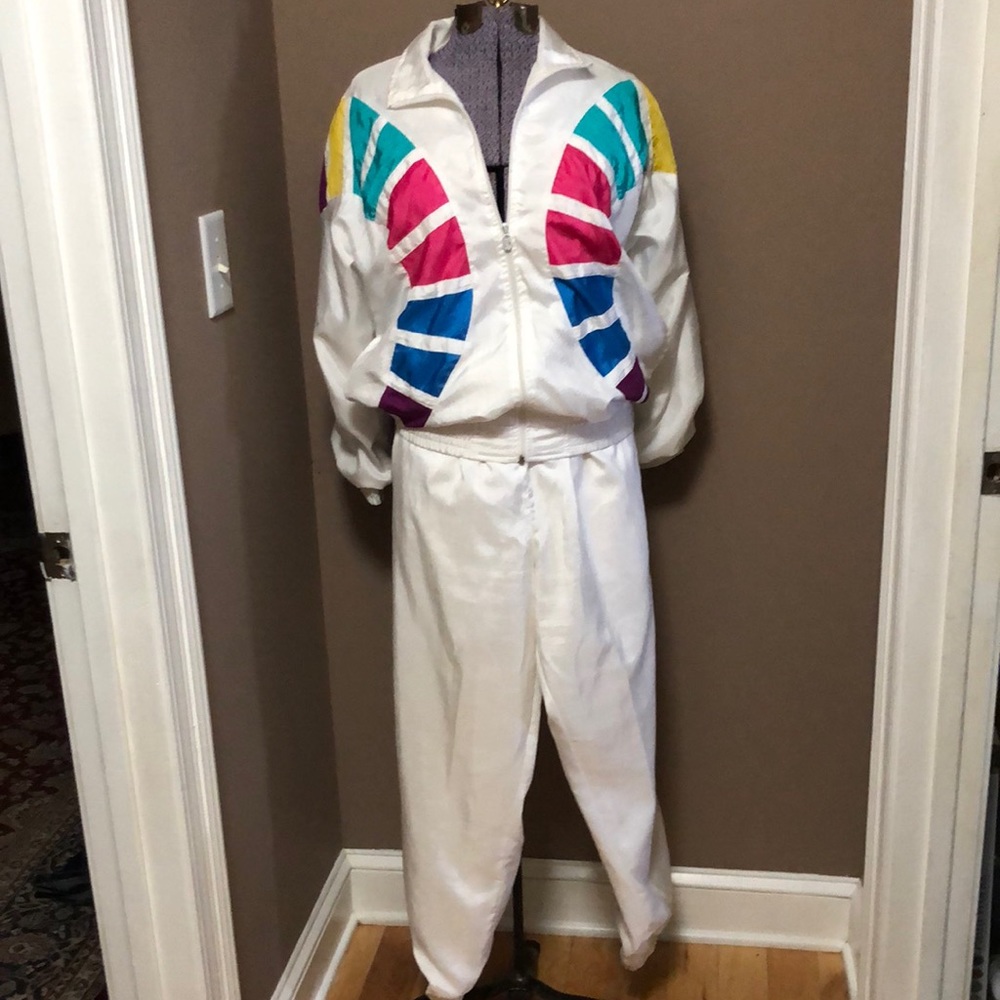 Vintage 80s wind suit ; white with color block pattern size small